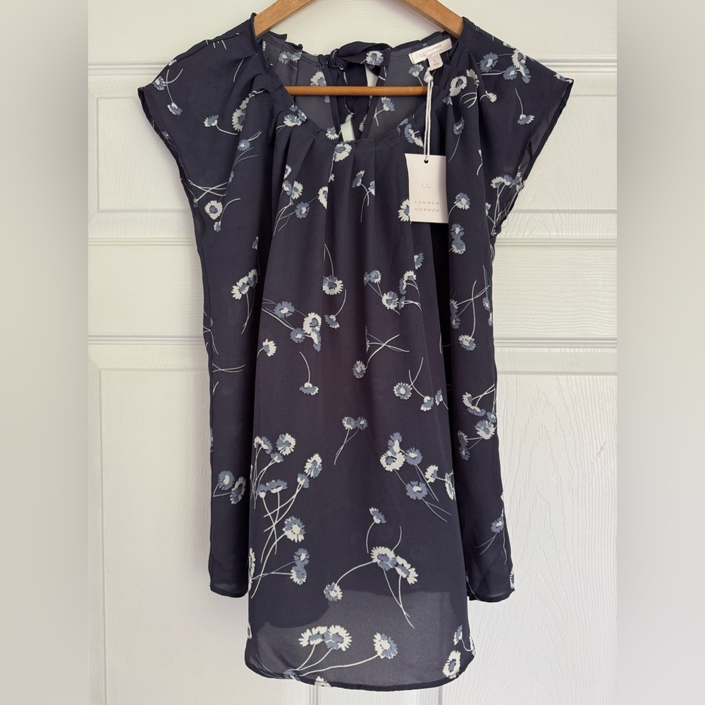 LC Lauren Conrad Navy White Floral Pleated Tie-Back Sheer Blouse NWT Size L